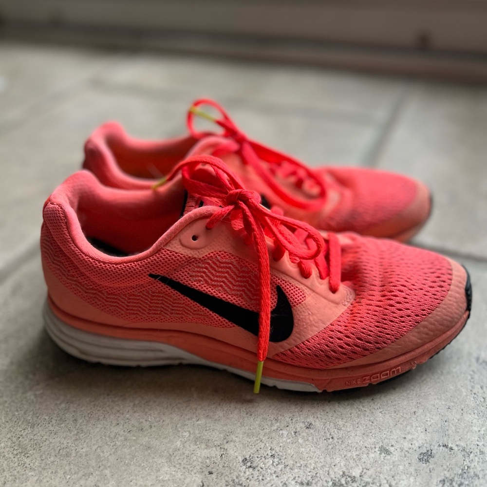 Nike shoes size 7